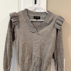 Truth Gray Sweater with Ribbed Collar